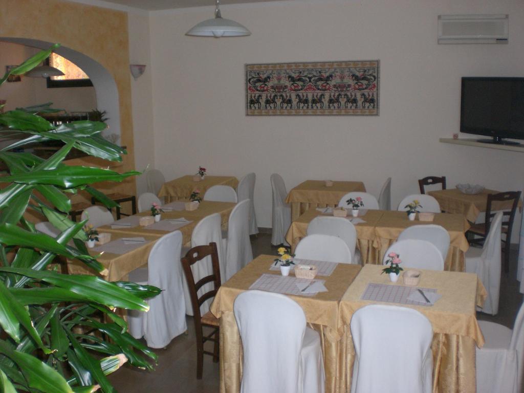 Hotel Maxim Ольбия Экстерьер фото