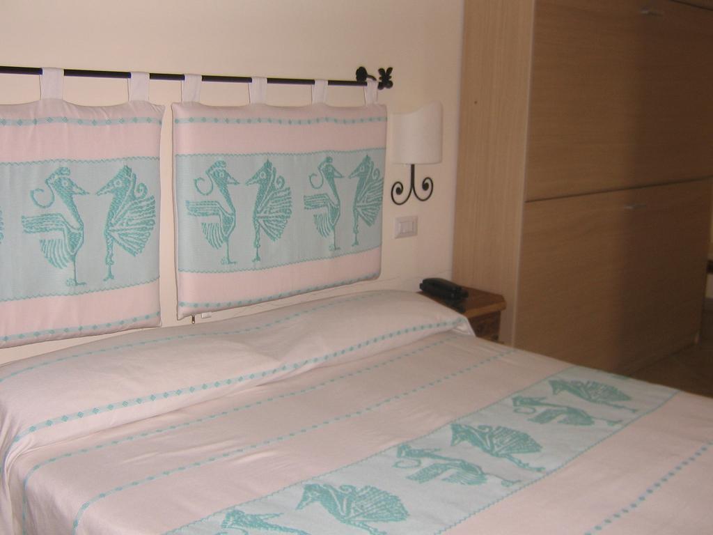 Hotel Maxim Ольбия Экстерьер фото