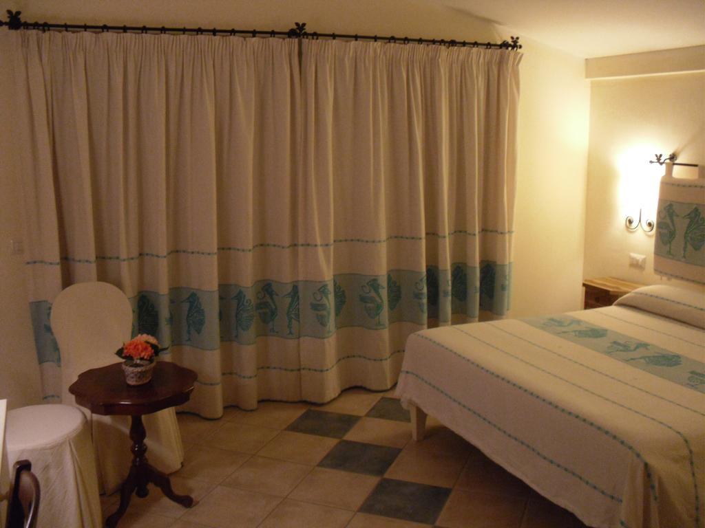 Hotel Maxim Ольбия Экстерьер фото