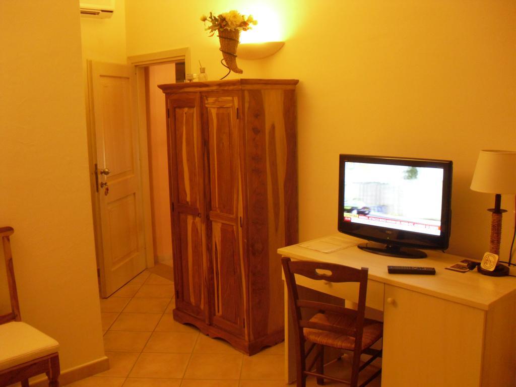 Hotel Maxim Ольбия Экстерьер фото